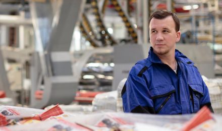 GRENZEN ÜBERWINDEN, GRENZENLOS ARBEITEN